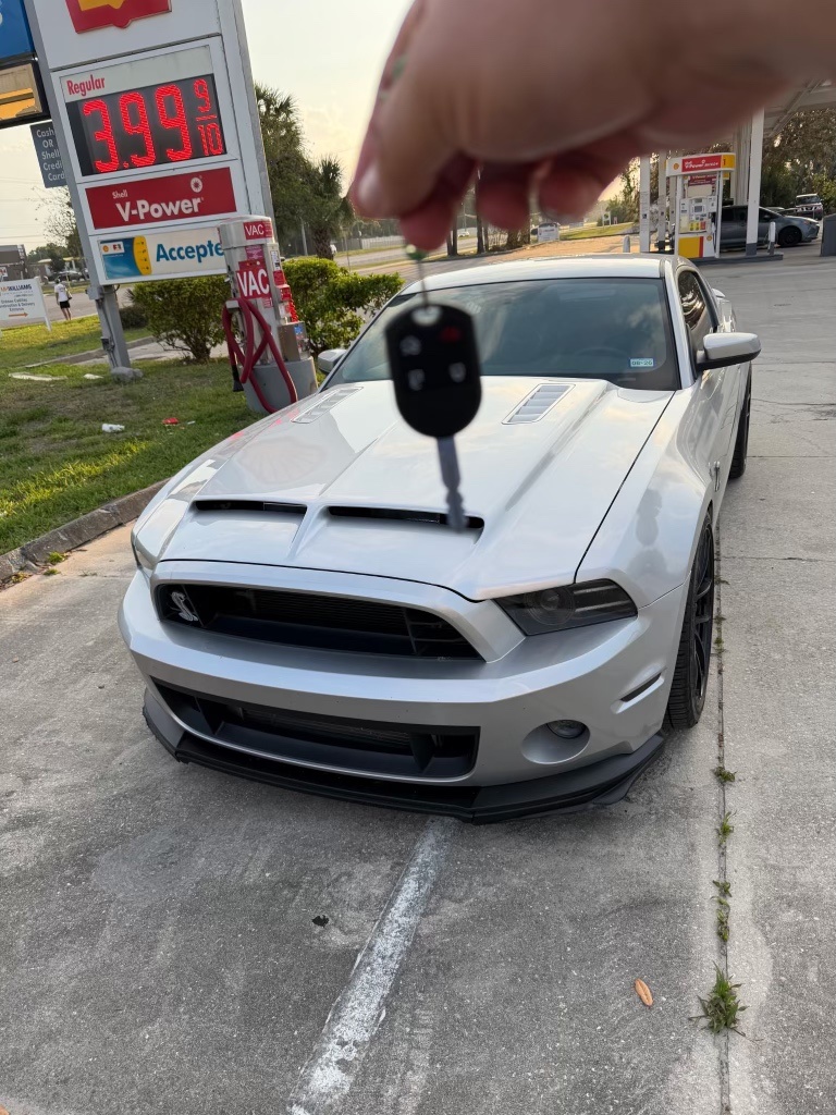 Car key replacement job